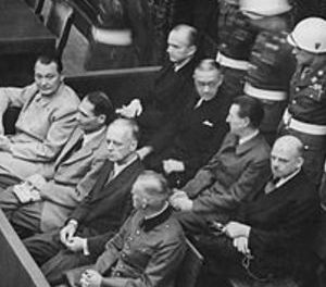 Les procès de Nuremberg (1945-1946)