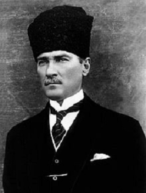 Mustafa Kemal – Ataturk et la question du califat