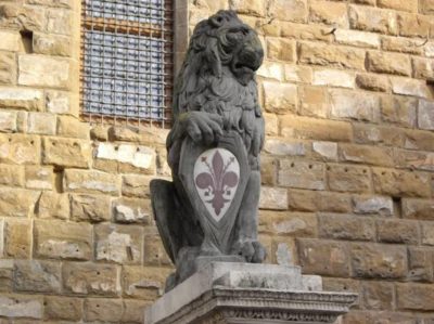 Destruction de statue à Pise en 1494