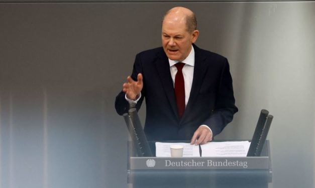 Le Chancelier Scholz annonce la réorientation de la politique de défense allemande