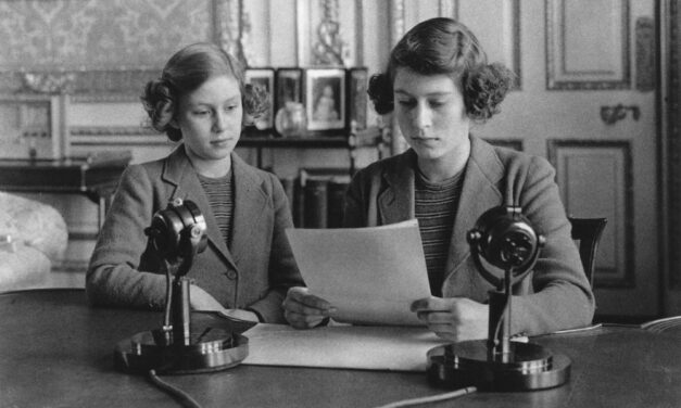 Premier discours radiodiffusé d’Elizabeth Windsor, princesse d’York – 1940