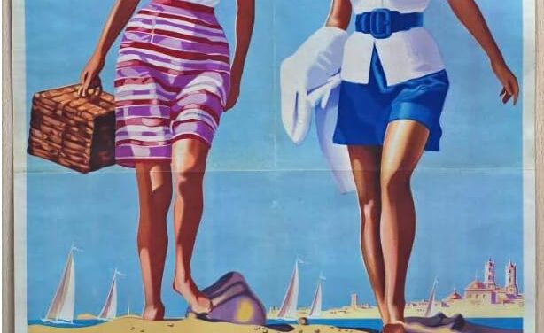 Plages et baigneuses sous surveillance dans l’Espagne franquiste -1958