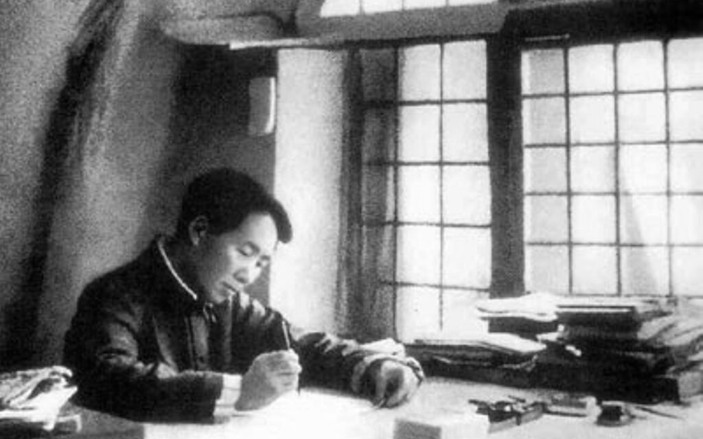 La stratégie des 1000 entailles analysée par Mao – 1938