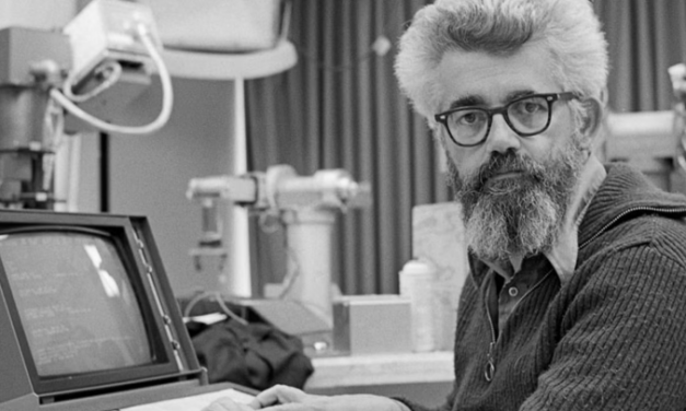 John McCarthy pose les bases et la définition de l&rsquo;IA – 1955